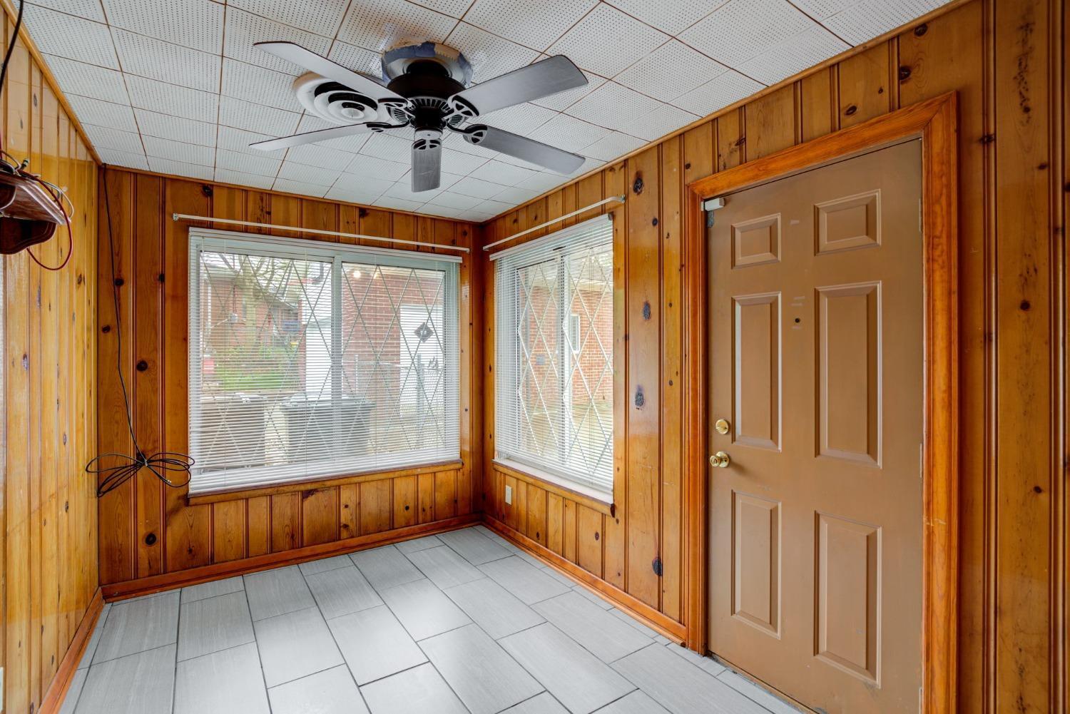 1071 West Galbraith Road Cincinnati, OH 45224 - Photo 14 of 23