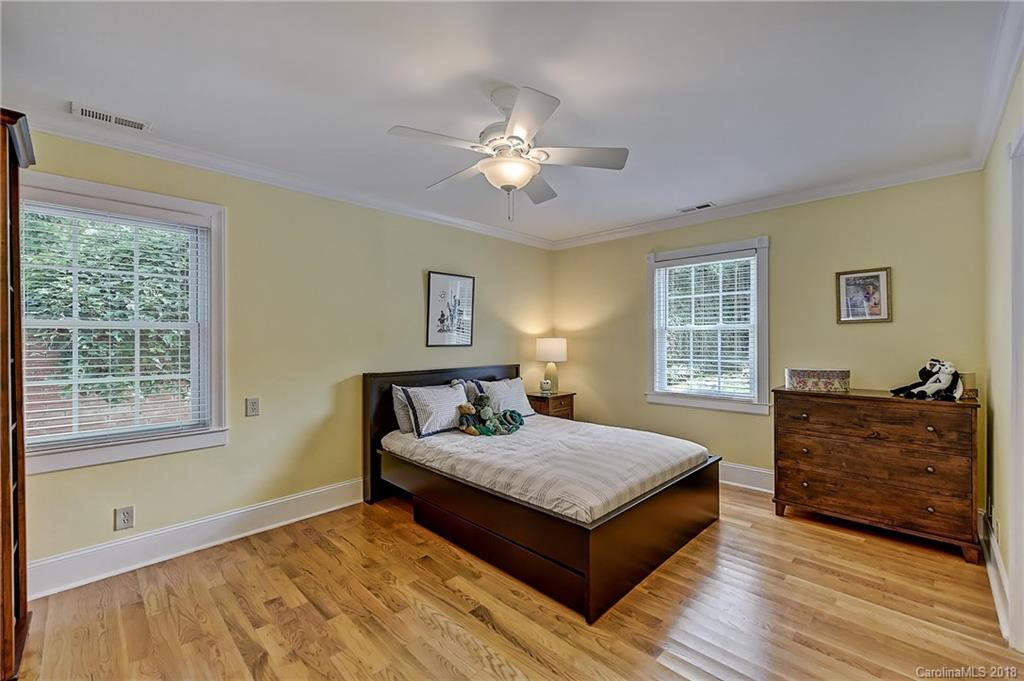 1721 Sterling Road Charlotte, NC 28209 - Photo 16 of 19 Gallery Image 16