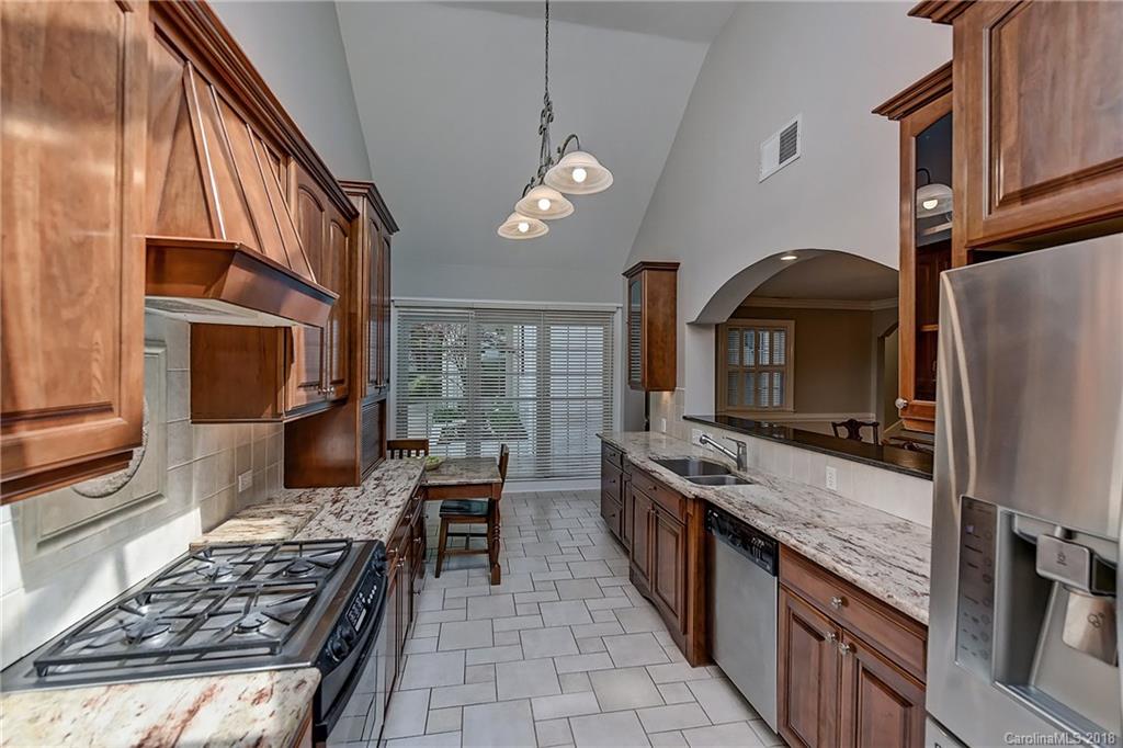 1721 Sterling Road Charlotte, NC 28209 - Photo 9 of 19 Gallery Image 9