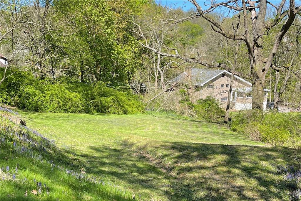 526 Thompson Run Road Pittsburgh, PA 15237 - Photo 23 of 25 Gallery Image 23