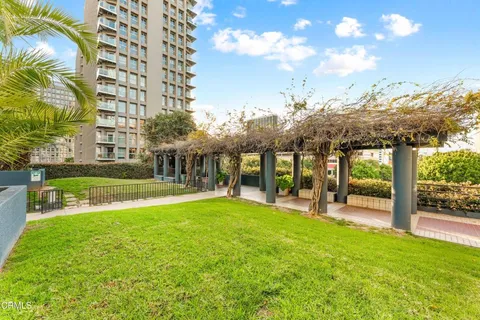 $849,000 | 880 West 1st Street, Unit 302, Los Angeles, CA 90012