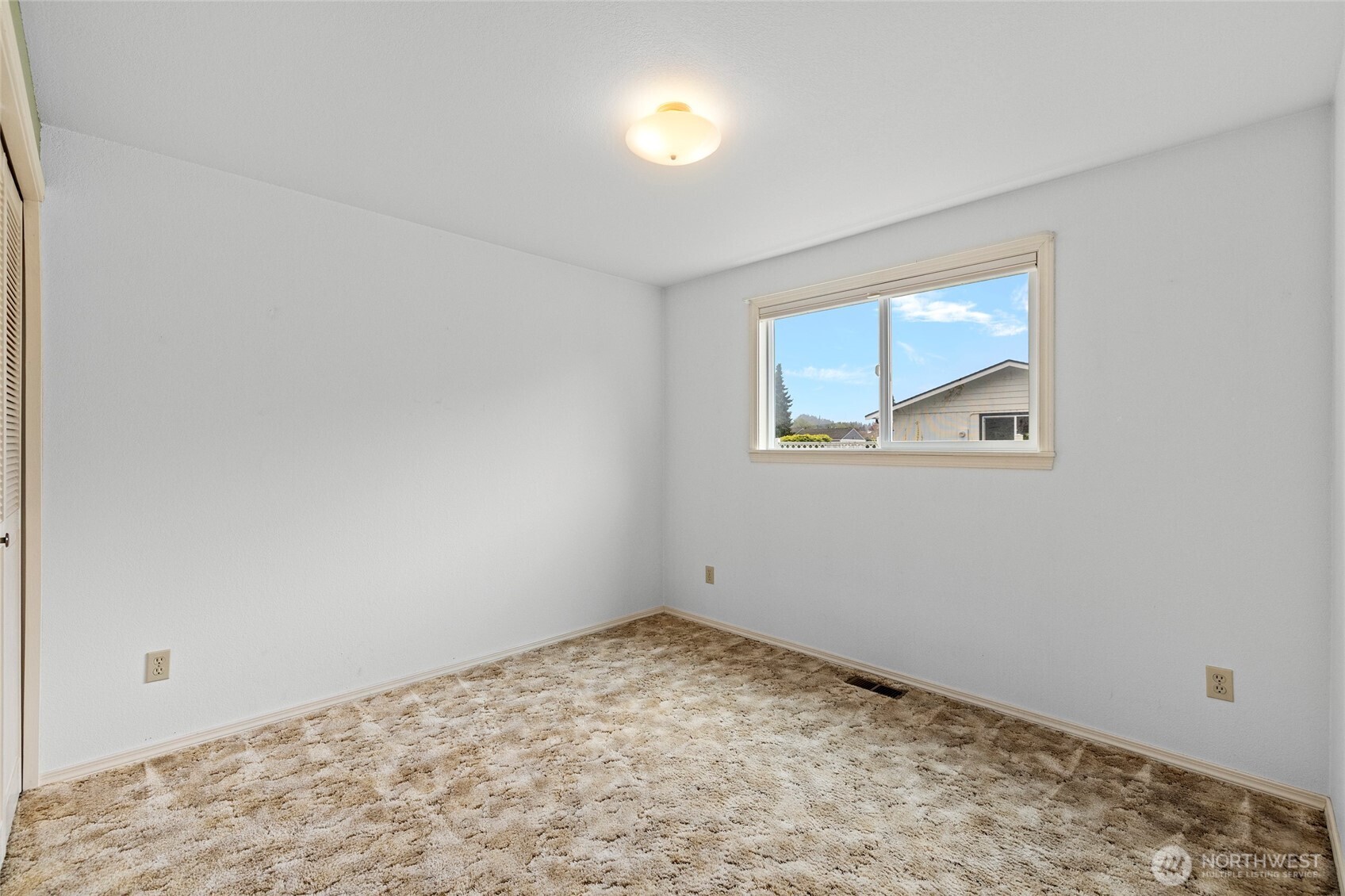 90 Chinook Place La Conner, WA 98257 - Photo 25 of 40