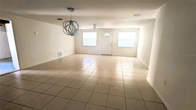 $1,695 | 5122 Dove Drive, New Port Richey, FL 34652