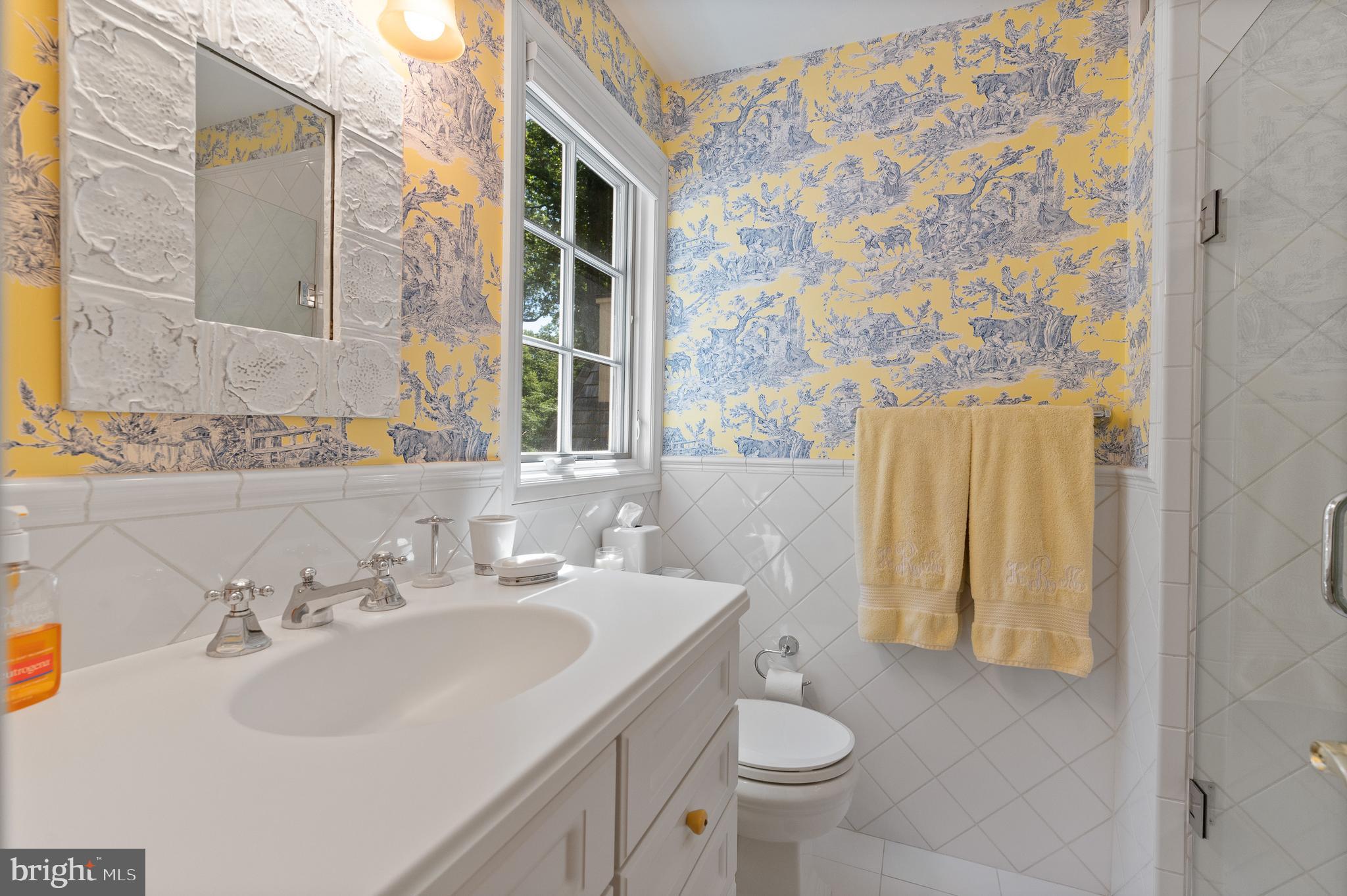 301 Valley Place Wayne, PA 19087 - Photo 26 of 40 Bath 2