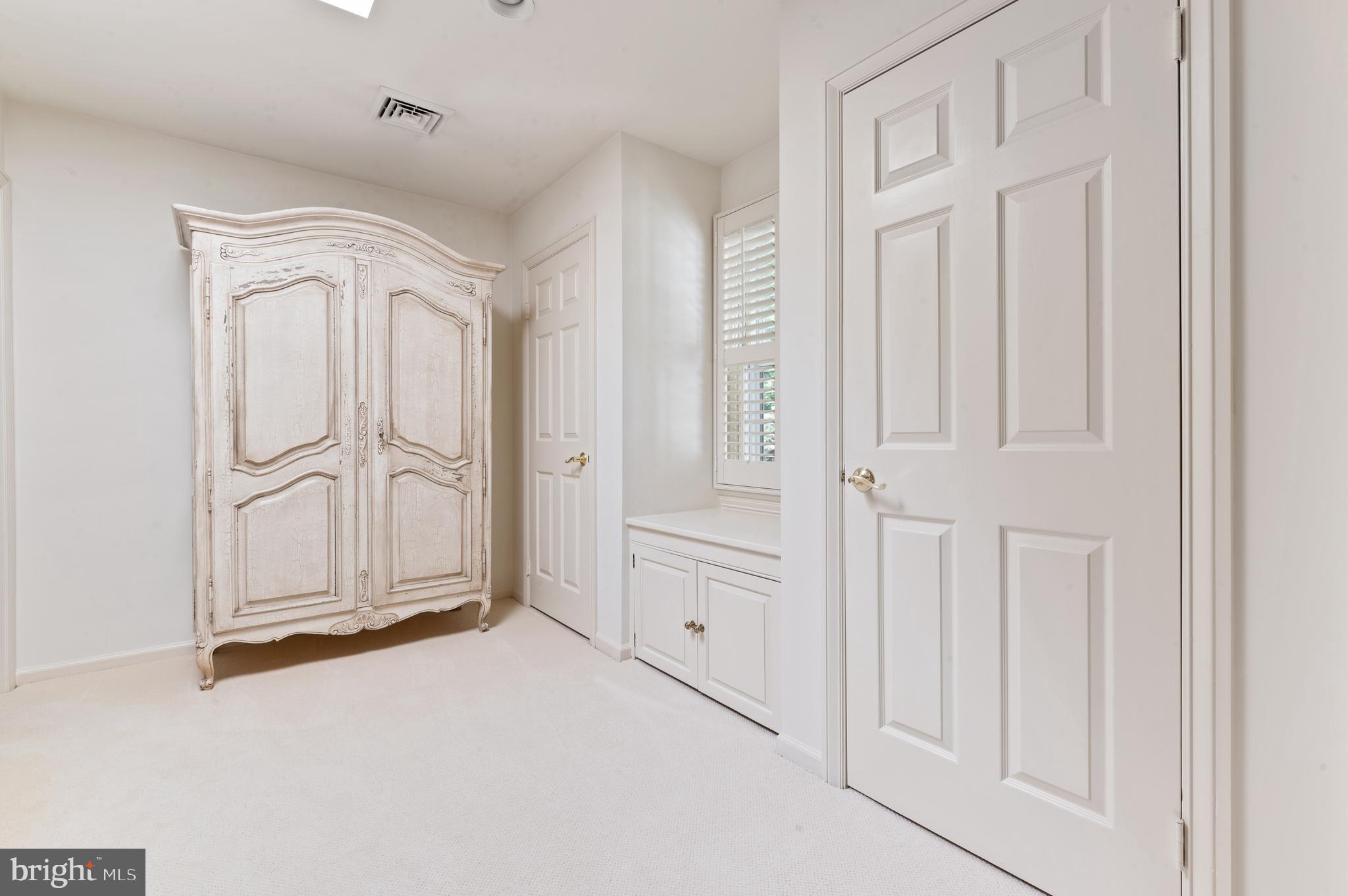 301 Valley Place Wayne, PA 19087 - Photo 29 of 40 Hall closets