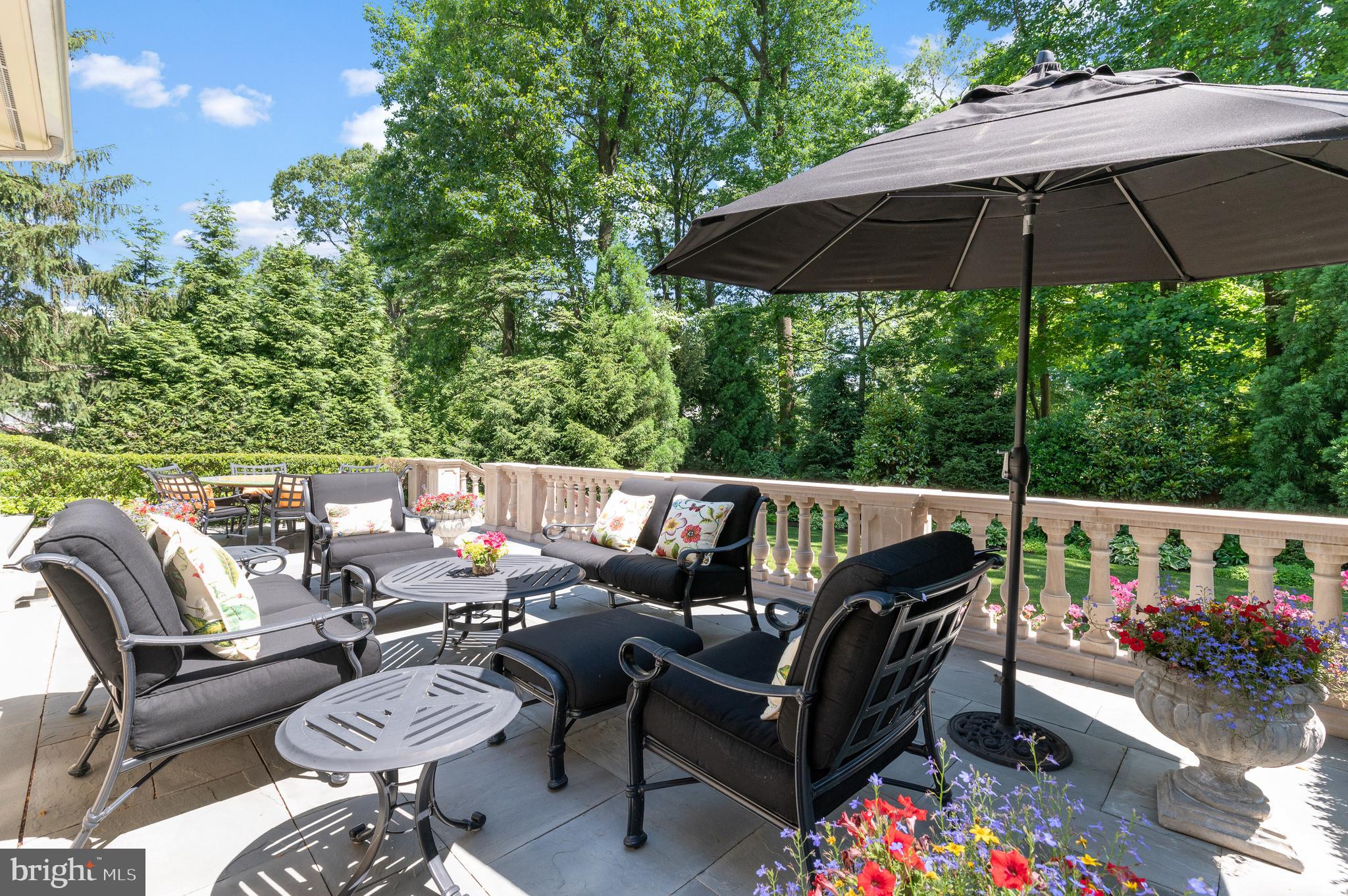 301 Valley Place Wayne, PA 19087 - Photo 34 of 40 Rear Terrace
