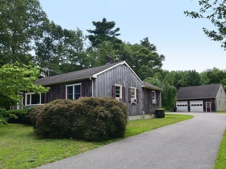 85 Maple Street Bellingham, MA 02019 - Photo 1 of 28 Gallery Image 1
