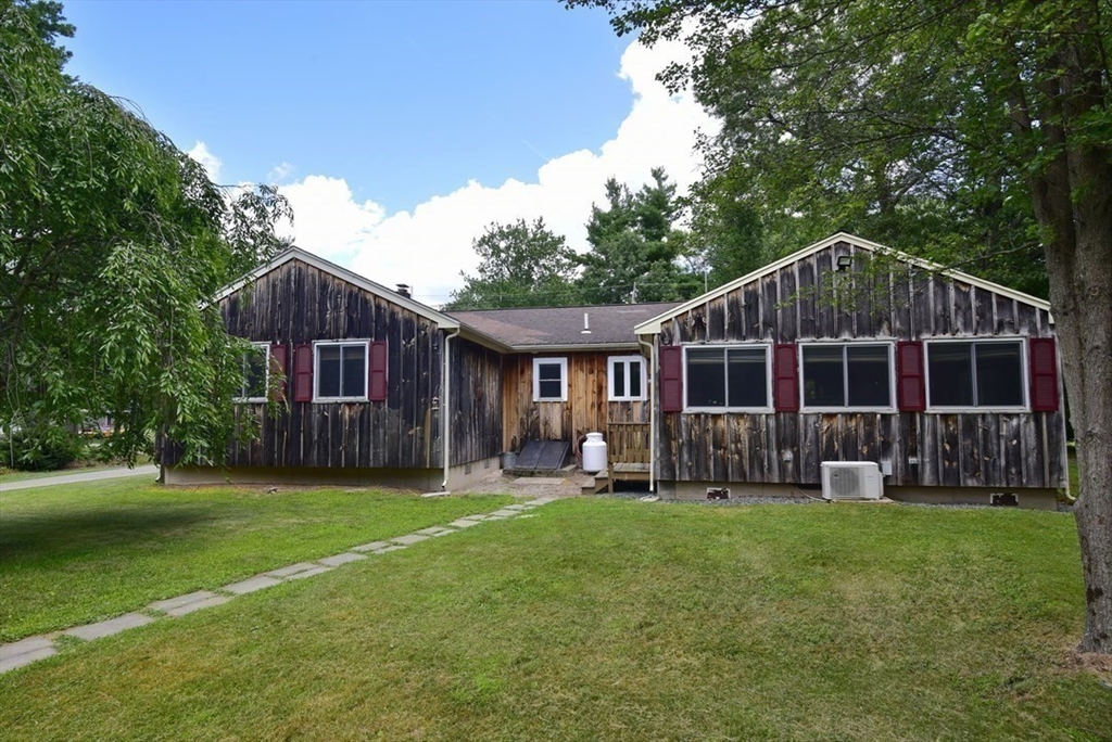 85 Maple Street Bellingham, MA 02019 - Photo 4 of 28 Gallery Image 4