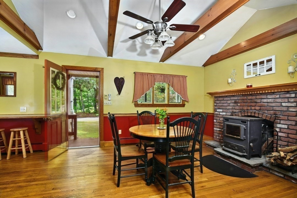 85 Maple Street Bellingham, MA 02019 - Photo 7 of 28 Gallery Image 7