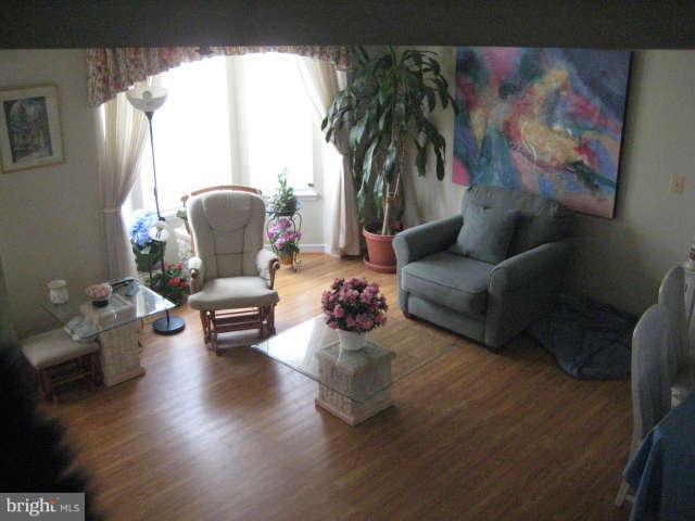 8764 Jarwood Road Baltimore, MD 21237 - Photo 17 of 23 Living Room