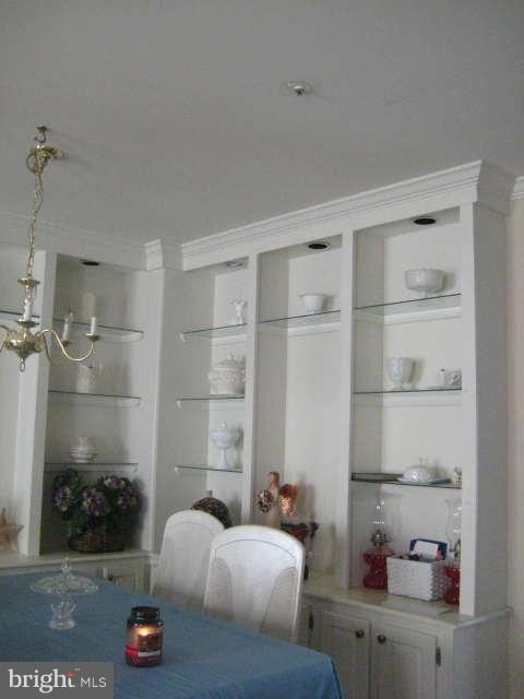 8764 Jarwood Road Baltimore, MD 21237 - Photo 20 of 23 Dining Room