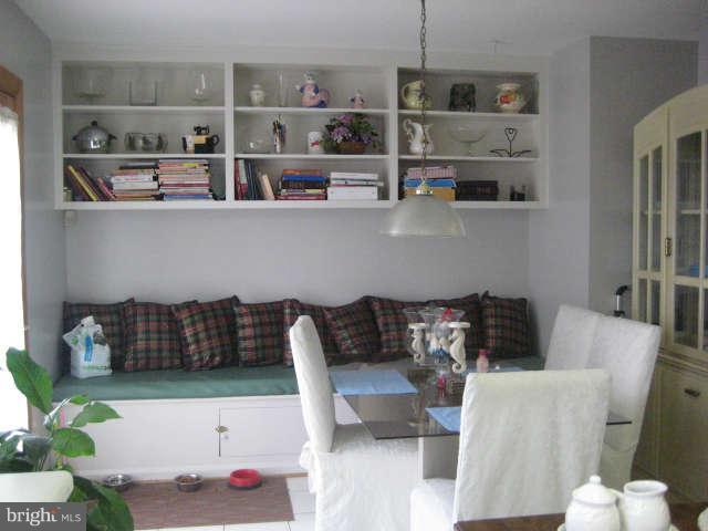 8764 Jarwood Road Baltimore, MD 21237 - Photo 4 of 23 Interior (General)