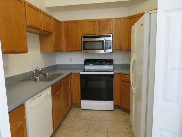 $1,745 | 2458 Temple Grove Lane, Kissimmee, FL 34741