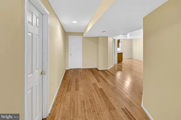 $980,000 | 11913 Hunters Lane, Rockville, MD 20852