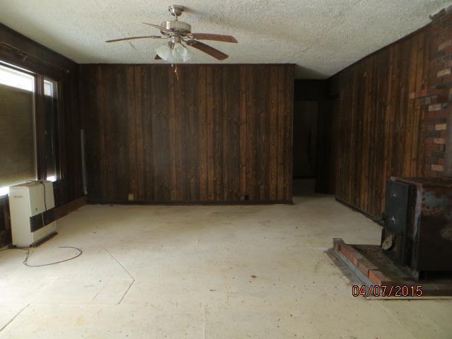 290 Stone Hill Road Limerick, ME 04048 - Photo 3 of 7 Living room