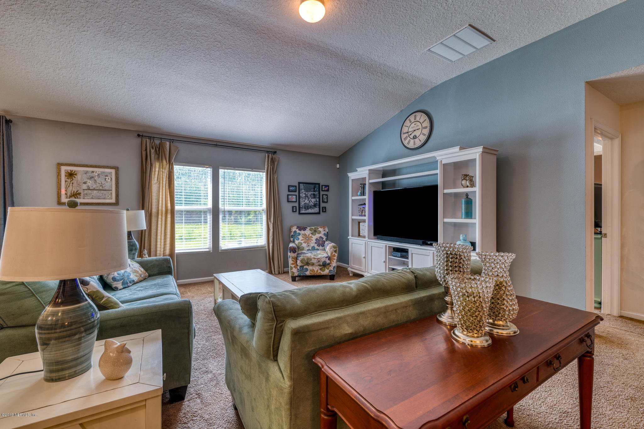15644 Tisons Bluff Road Jacksonville, FL 32218 - Photo 10 of 25 15644 Tisons Bluff Rd Living Room 2