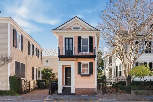 $1,650,000 | 3 King Street, Charleston, SC 29401
