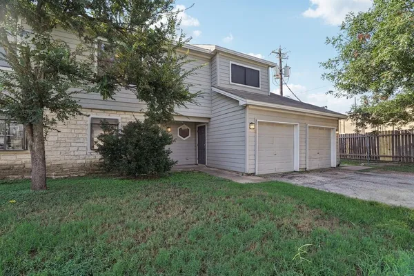 $1,325 | 12306 Abney Drive, Unit A, Austin, TX 78729