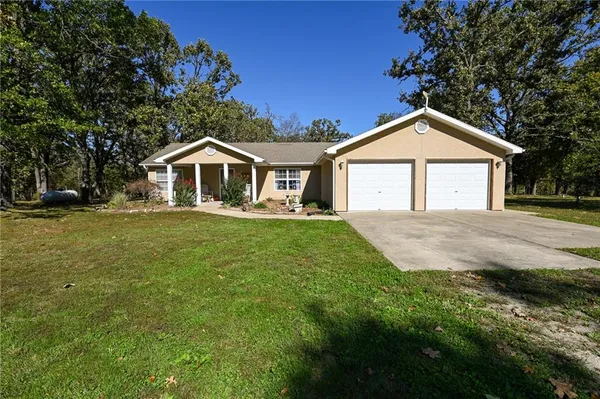 $849,000 | 33981 County Road 96, Cross Timbers, MO 65634