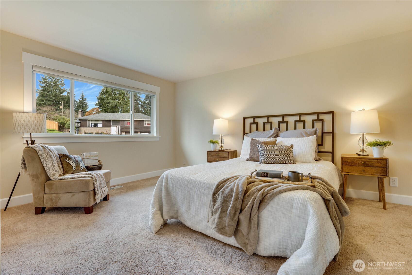 20018 Meridian Place North Shoreline, WA 98133 - Photo 17 of 37 a bedroom with a bed and a couch
