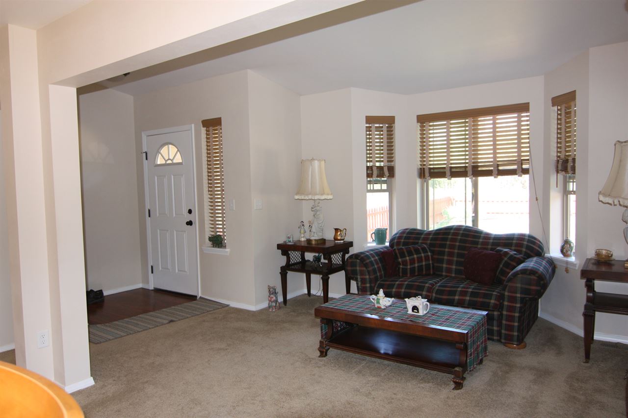 2625 West Telephone Road Newport, WA 99156 - Photo 2 of 19 Gallery Image 2