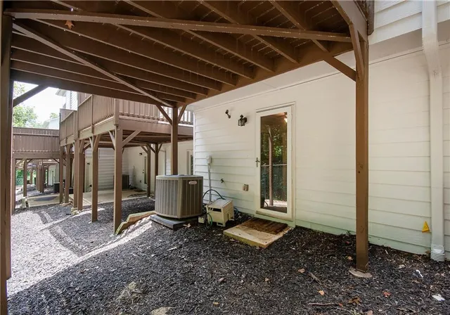 a view of a back yard of the house