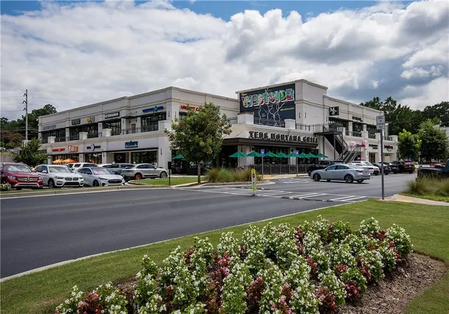 $335,000 | 1649 Liberty Parkway Northwest, Atlanta, GA 30318