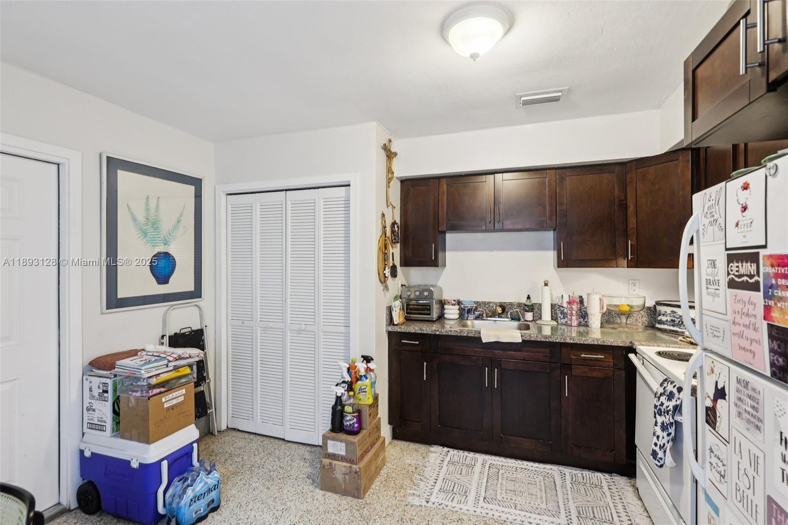 3300 Southwest 9th Terrace Miami, FL 33135 - Photo 17 of 25