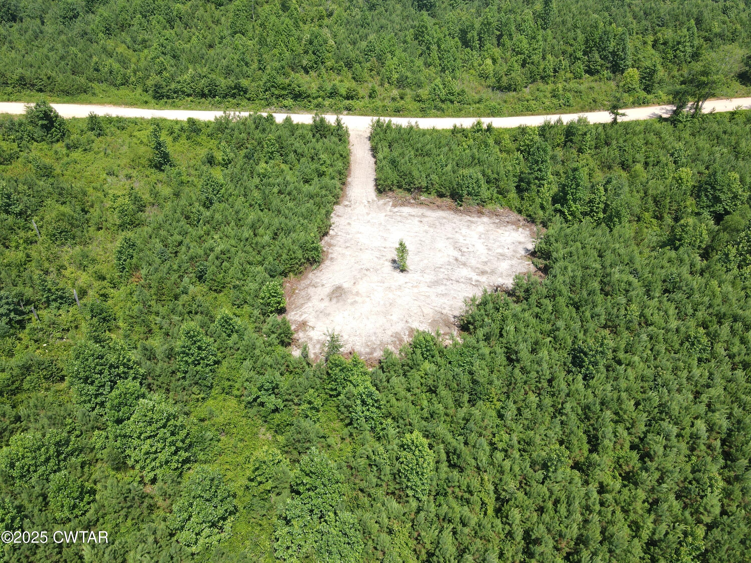 2 Tucker Road Decaturville, TN 38329 - Photo 1 of 7 Main