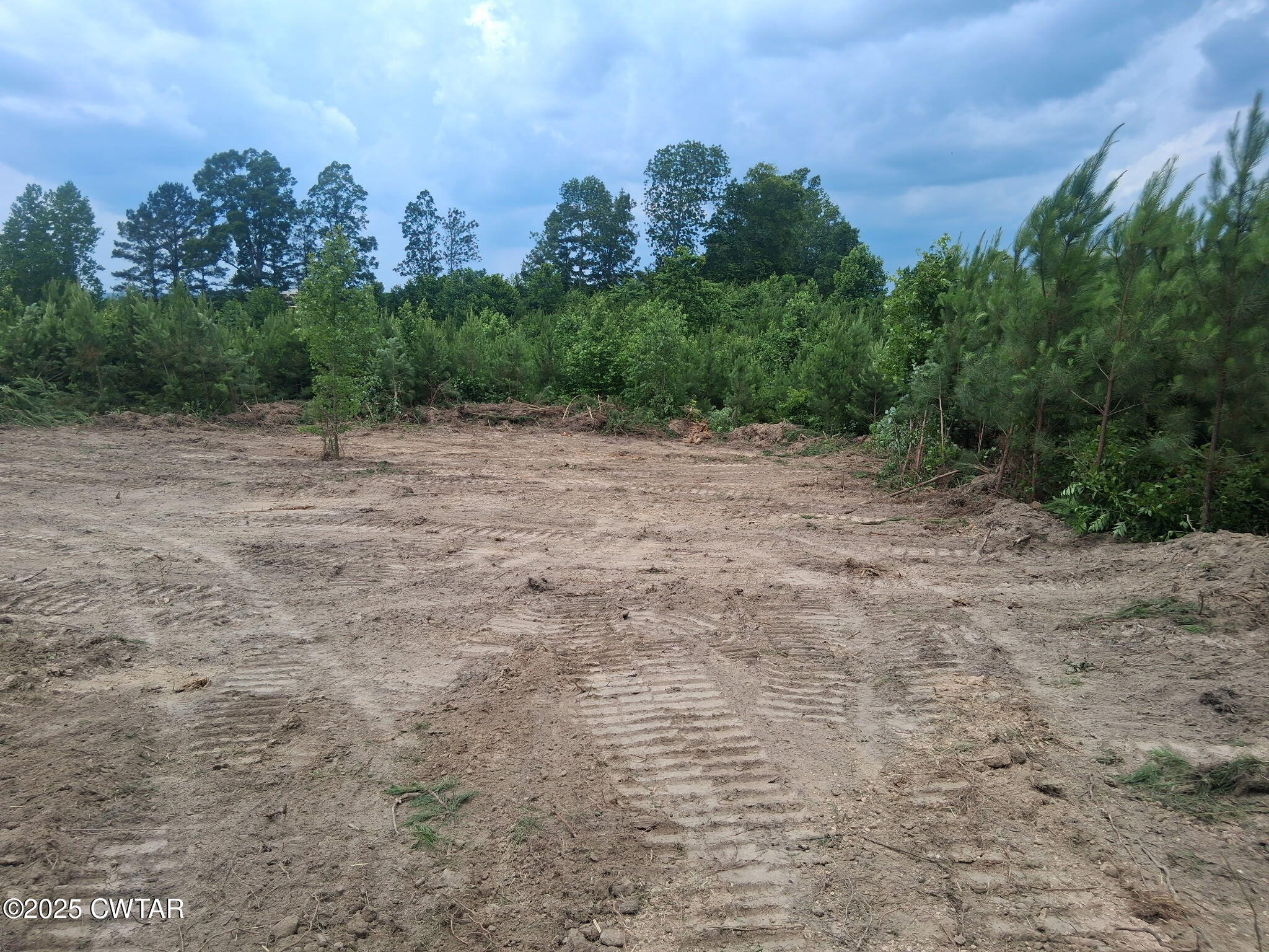 2 Tucker Road Decaturville, TN 38329 - Photo 5 of 7 5376012829240675146