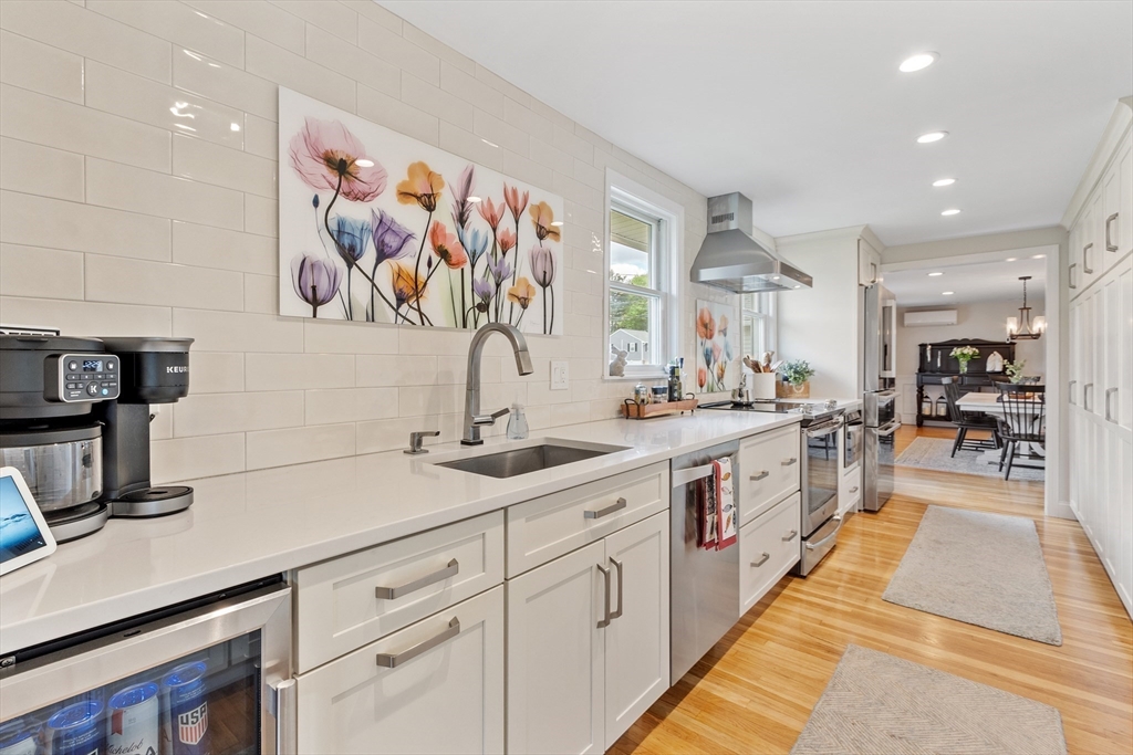 23 Herrick Road Peabody, MA 01960 - Photo 8 of 37 Gallery Image 8