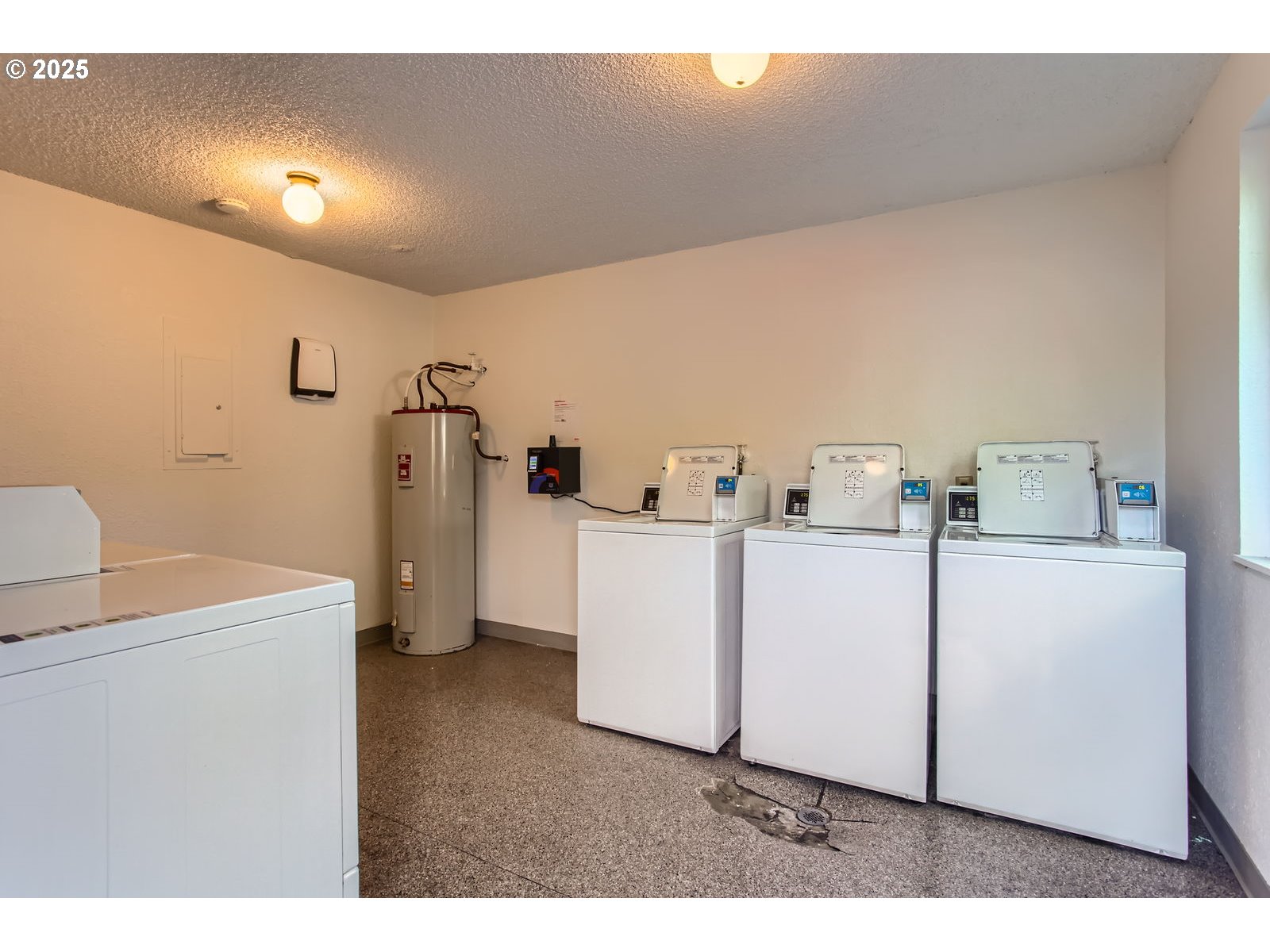 12632 Northwest Barnes Road, Unit 7 Portland, OR 97229 - Photo 14 of 18 Gallery Image 14