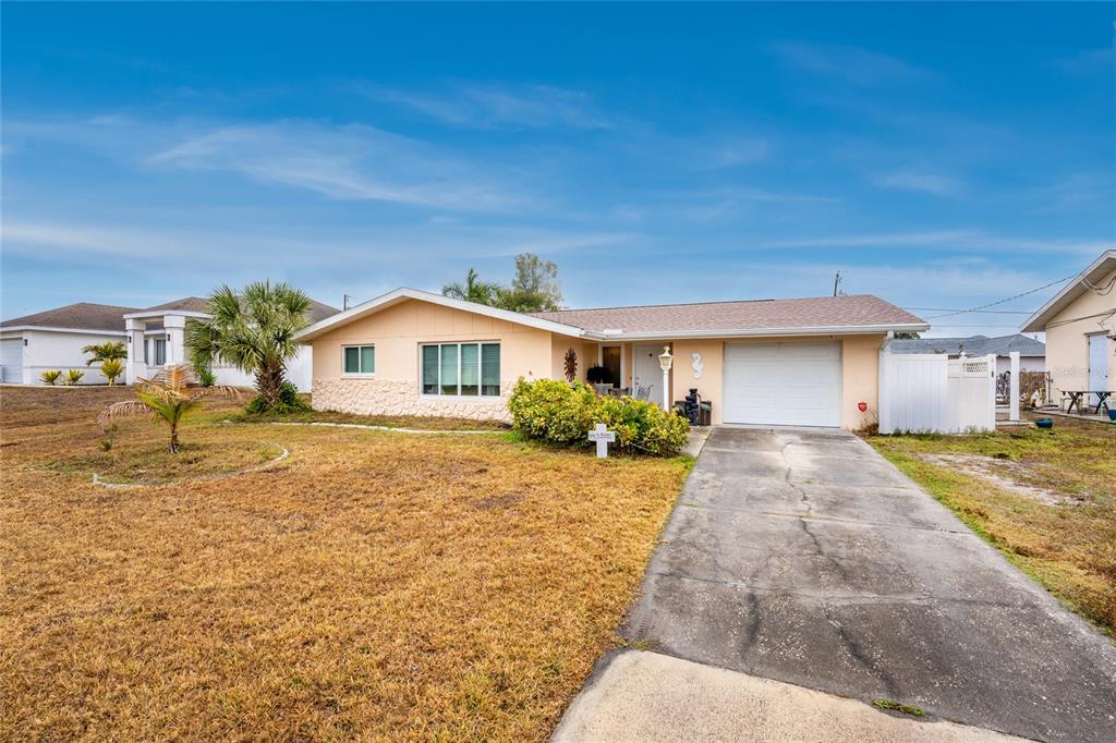 257 Reading Street Northwest Port Charlotte, FL 33952 - Photo 41 of 42