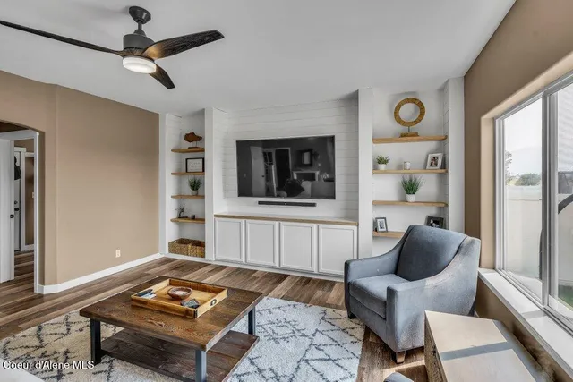 $574,000 | 1424 West Tualatin Drive, Post Falls, ID 83854