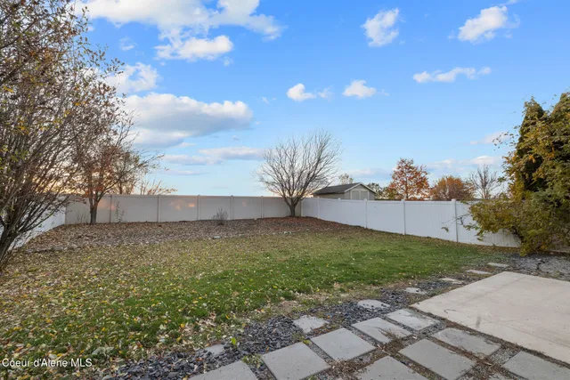 $574,000 | 1424 West Tualatin Drive, Post Falls, ID 83854