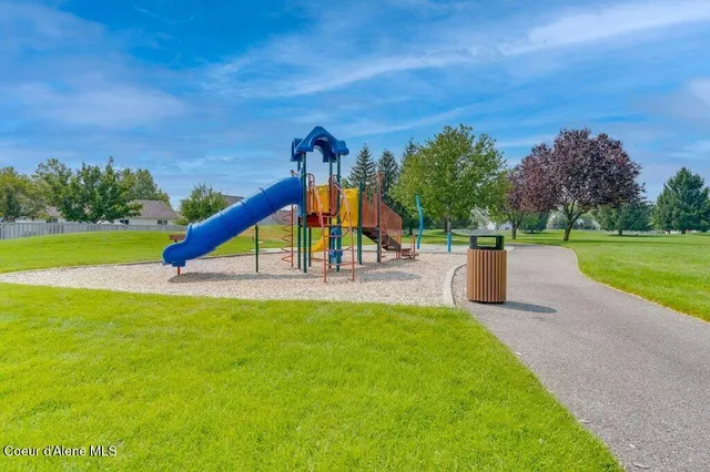 $574,000 | 1424 West Tualatin Drive, Post Falls, ID 83854