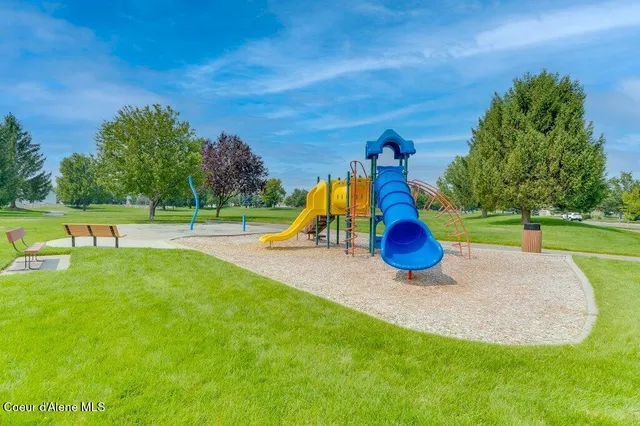 $574,000 | 1424 West Tualatin Drive, Post Falls, ID 83854