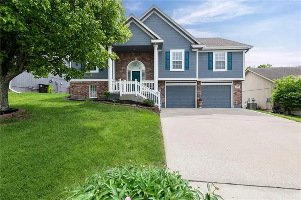 $330,000 | 7205 East 165th Street, Belton, MO 64012