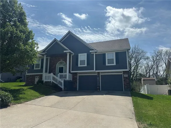 $340,000 | 7205 East 165th Street, Belton, MO 64012