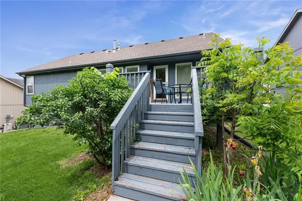 $330,000 | 7205 East 165th Street, Belton, MO 64012