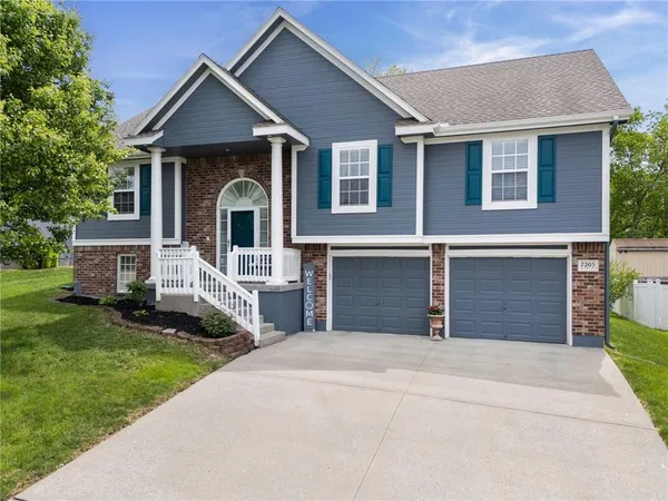 $330,000 | 7205 East 165th Street, Belton, MO 64012