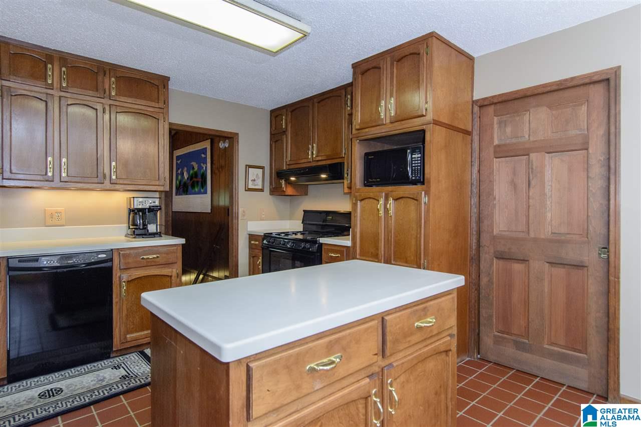 417 Michael Road Southwest Leeds, AL 35094 - Photo 26 of 34