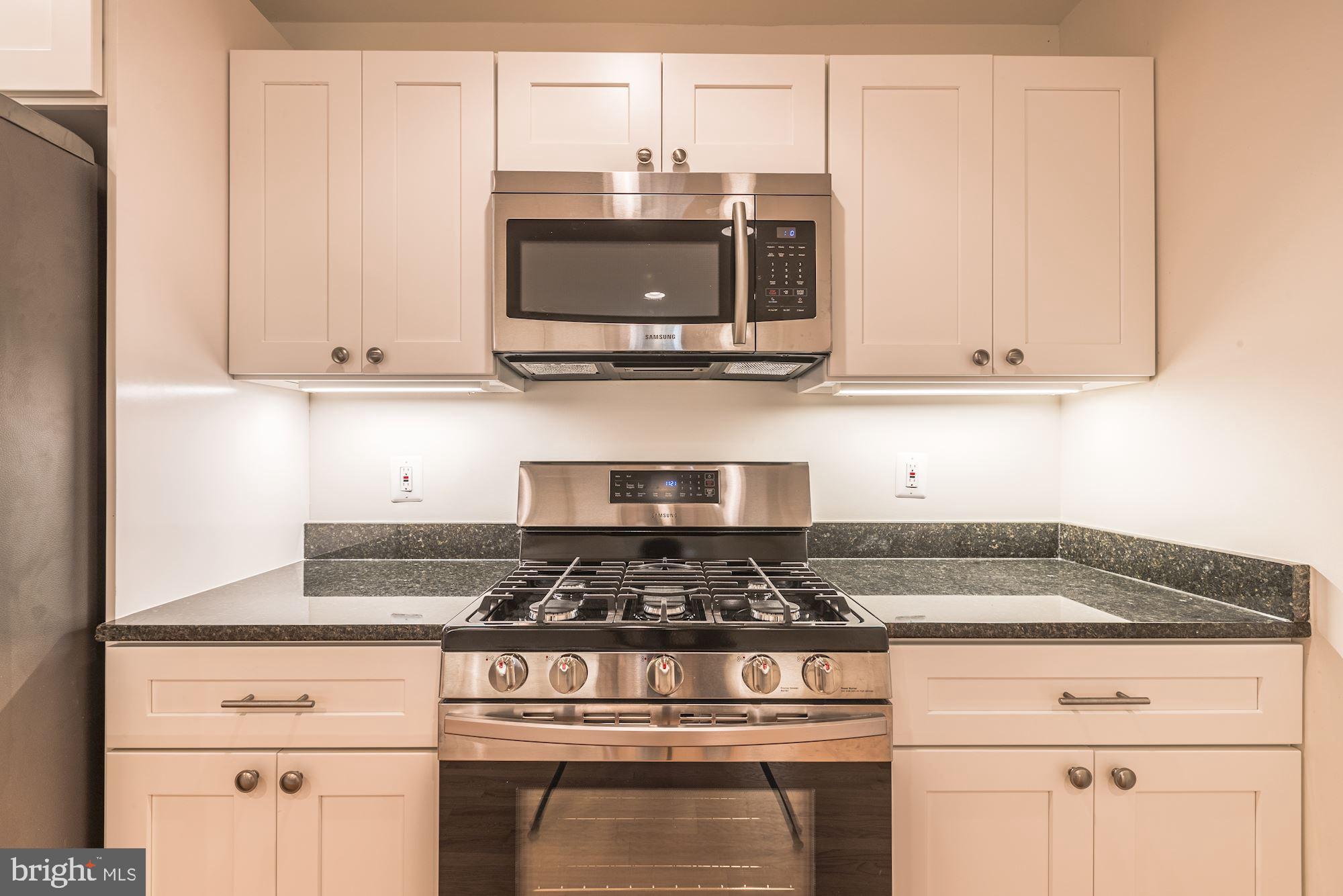 14301 Fullerton Road Woodbridge, VA 22193 - Photo 11 of 44 Gallery Image 11