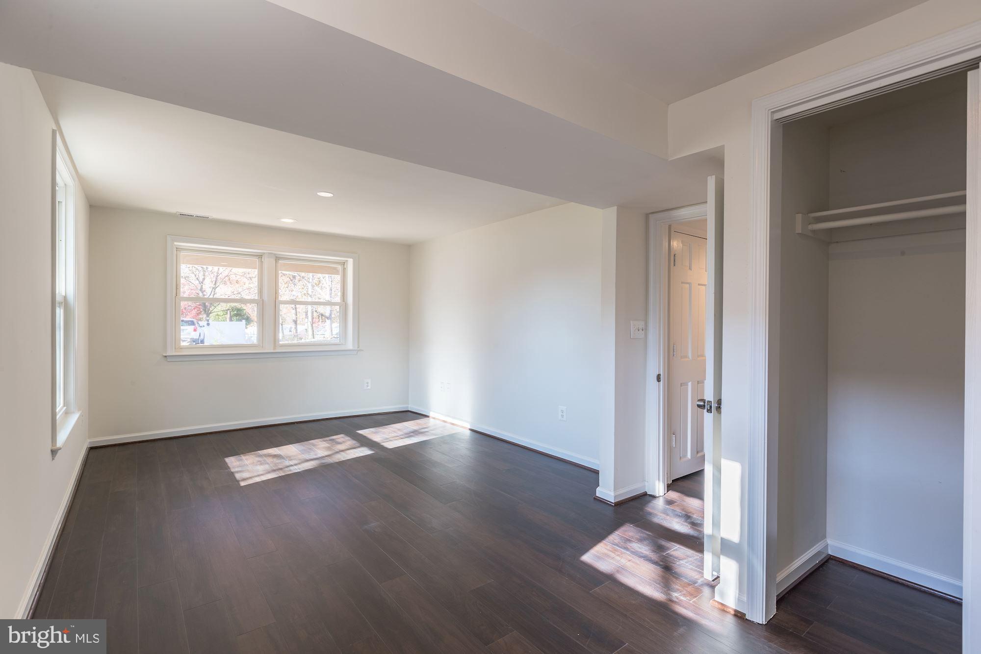14301 Fullerton Road Woodbridge, VA 22193 - Photo 24 of 44 Gallery Image 24