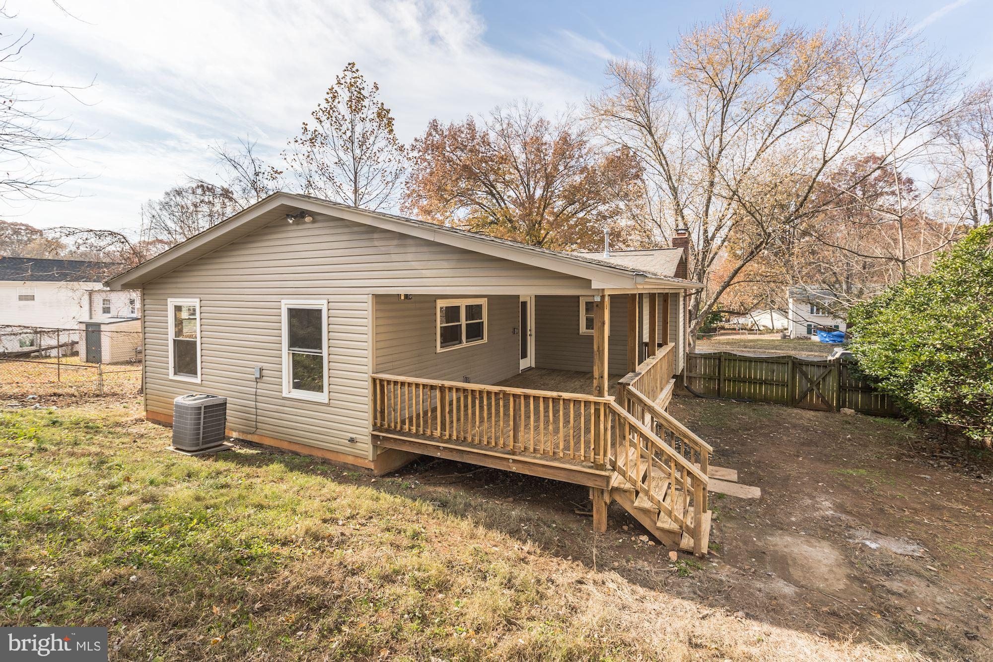 14301 Fullerton Road Woodbridge, VA 22193 - Photo 35 of 44 Gallery Image 35