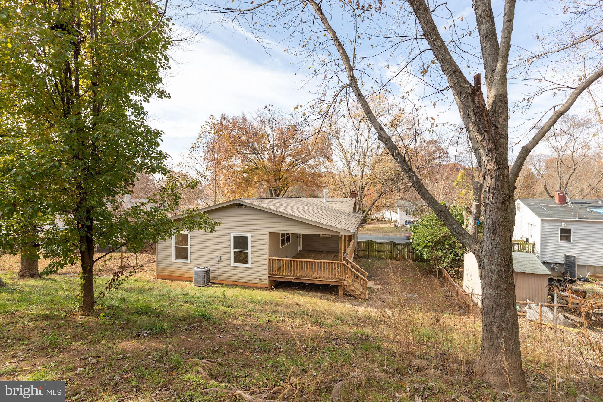 14301 Fullerton Road Woodbridge, VA 22193 - Photo 41 of 44 Gallery Image 41