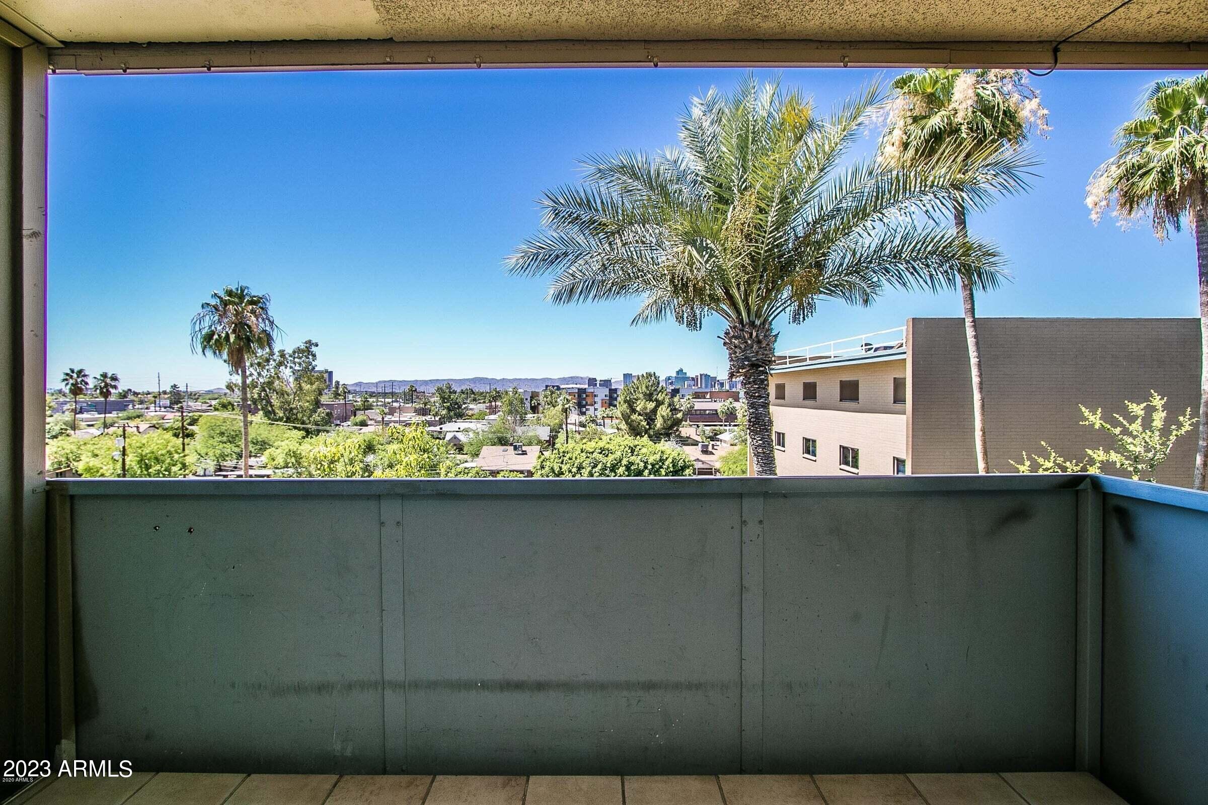 351 East Thomas Road, Unit D504 Phoenix, AZ 85012 - Photo 14 of 19 d504 - 14
