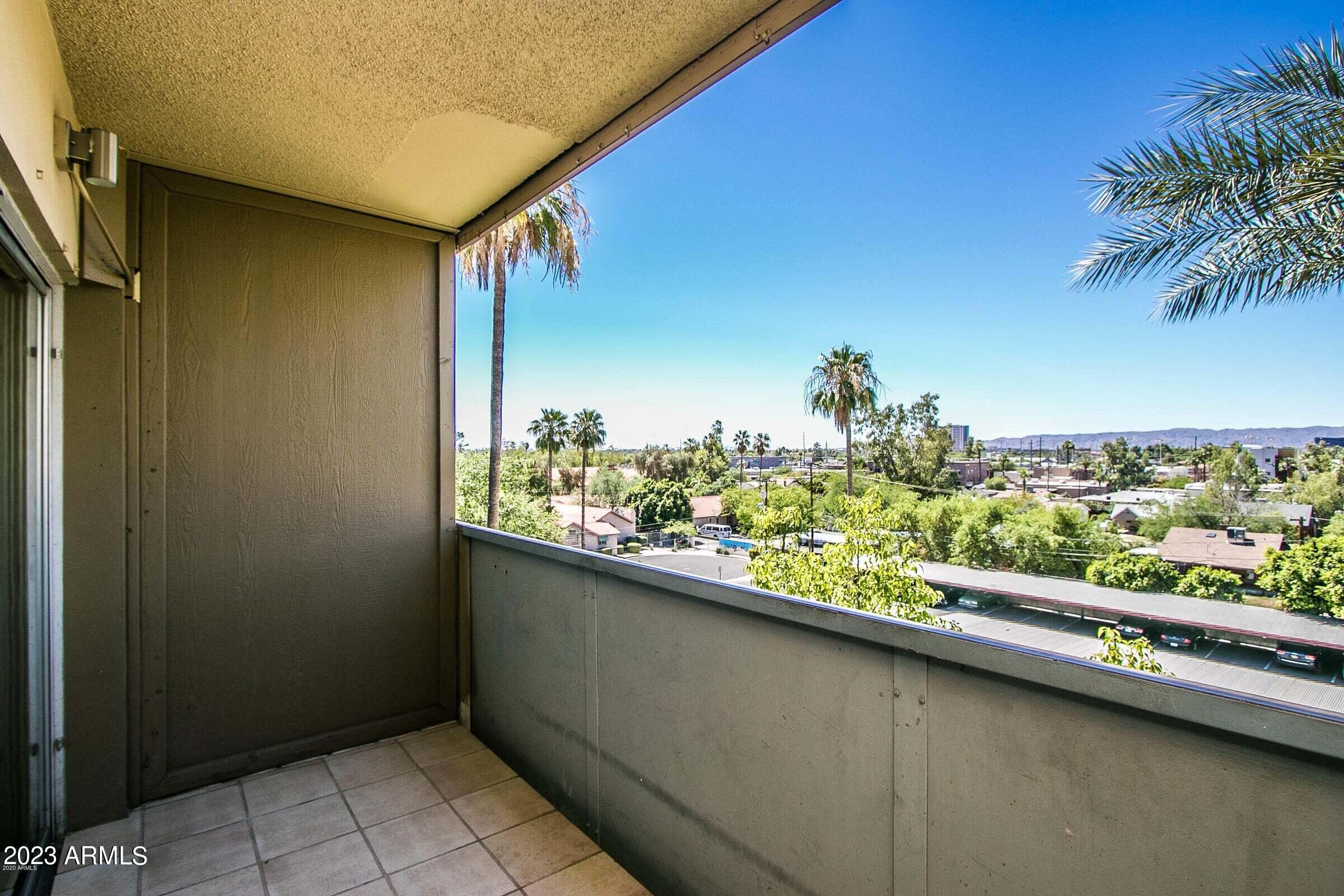 351 East Thomas Road, Unit D504 Phoenix, AZ 85012 - Photo 15 of 19 d504 - 15