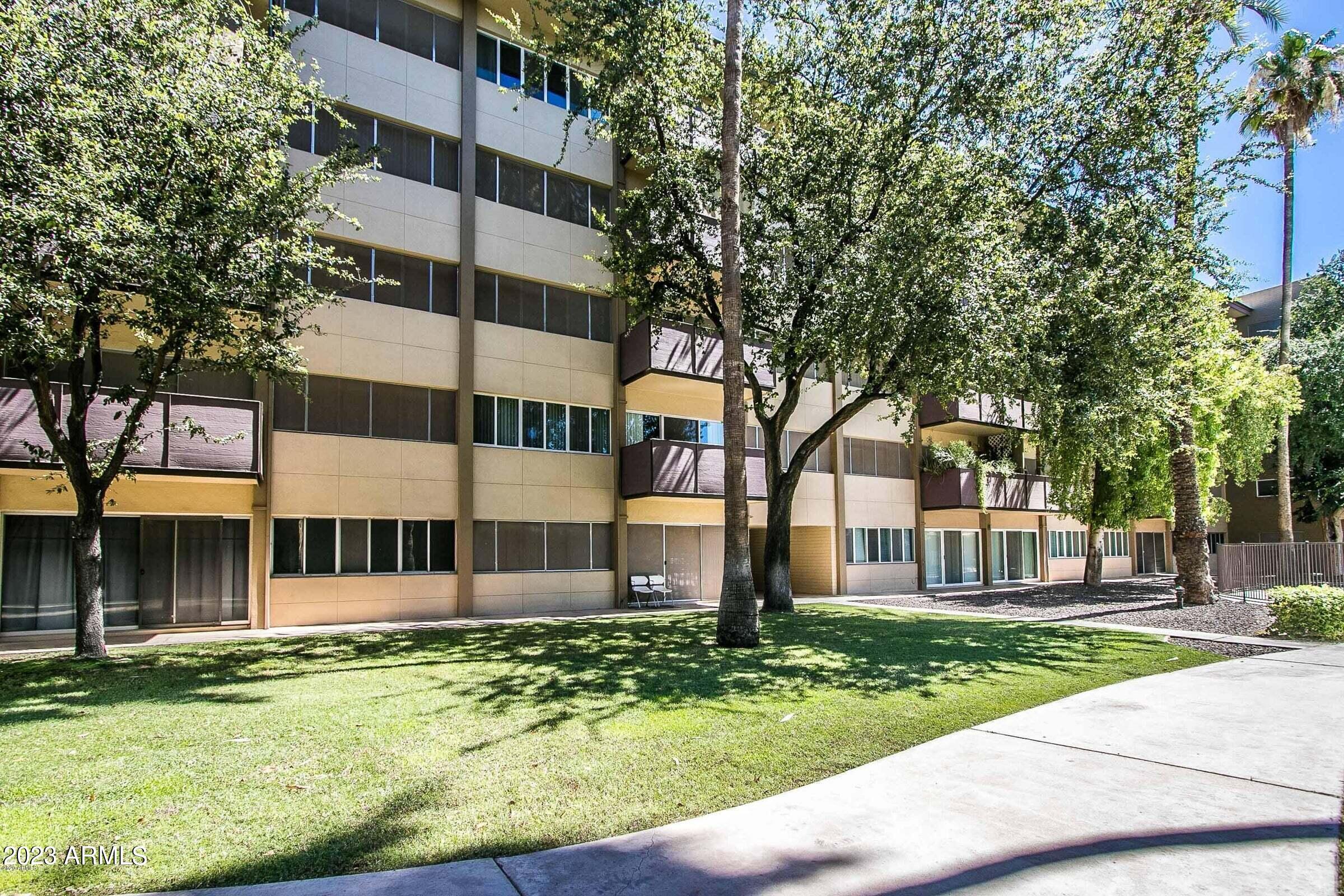 351 East Thomas Road, Unit D504 Phoenix, AZ 85012 - Photo 17 of 19 d504 - 17