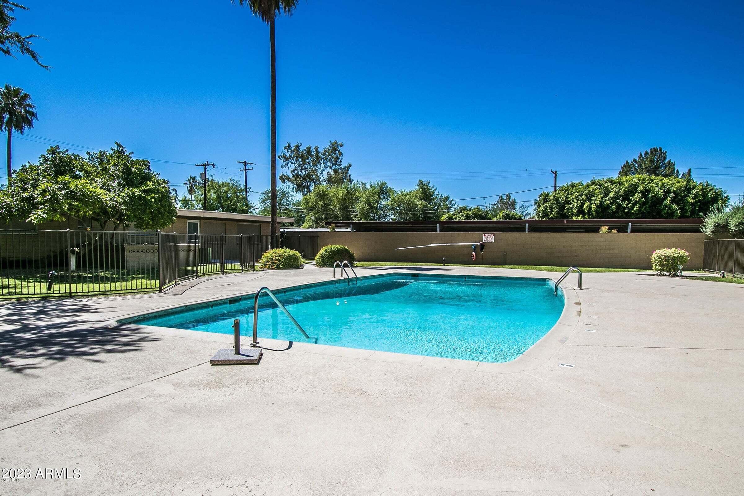 351 East Thomas Road, Unit D504 Phoenix, AZ 85012 - Photo 18 of 19 d504 - 18